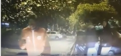 Bandidos cercam carro blindado olha reação motorista. Se deram mal